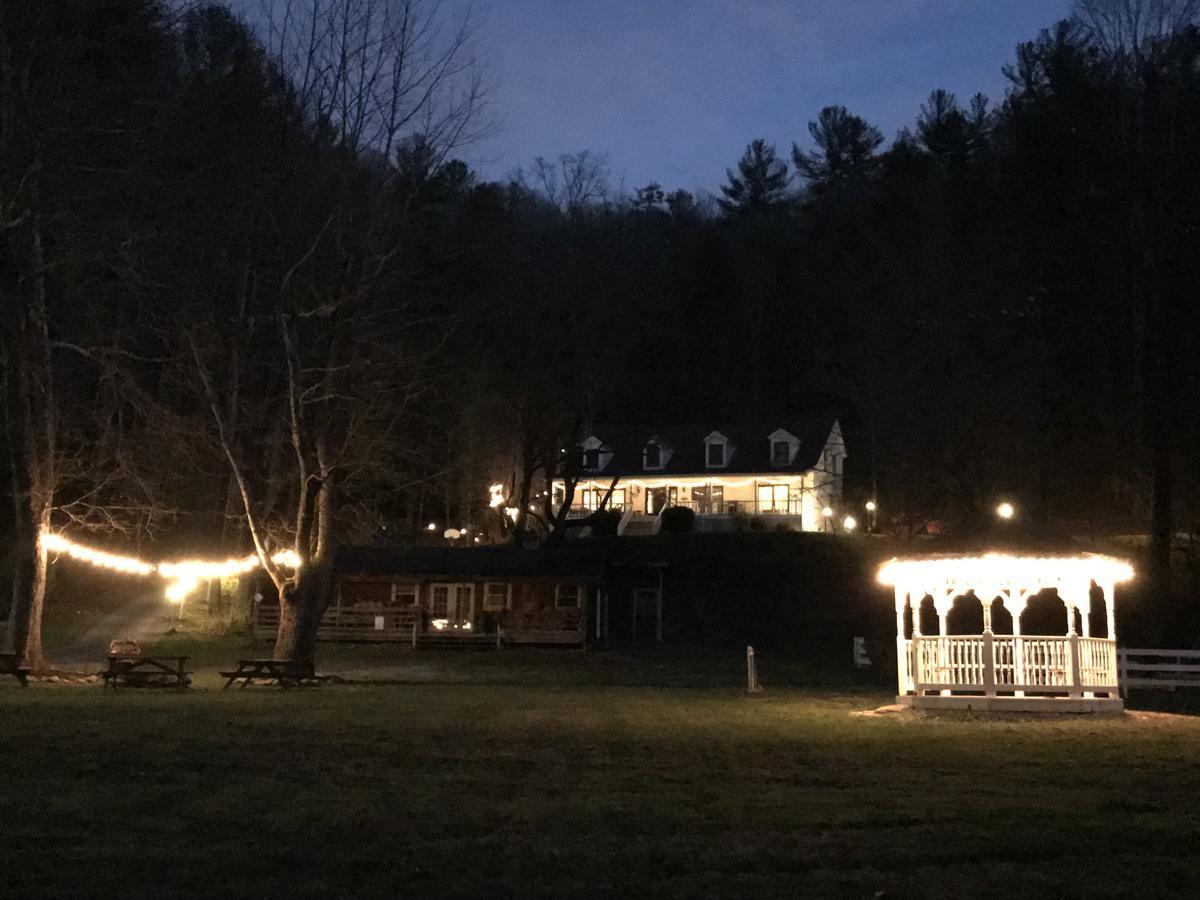 Valle Crucis Farm Zewnętrze zdjęcie