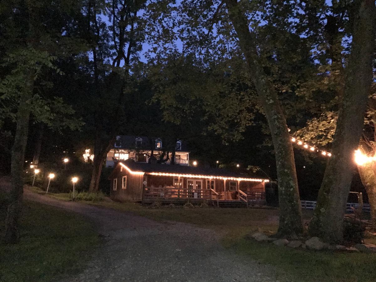 Valle Crucis Farm Zewnętrze zdjęcie